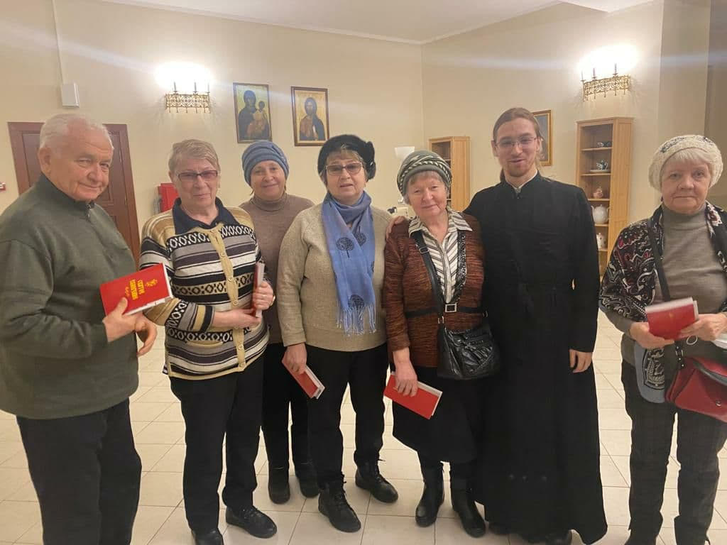 В субботу 26 февраля храм иконы Божией Матери «Неопалимая Купина» посетили участники программы "Московское долголетие".